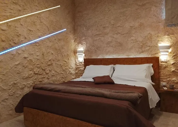 La Caverna Motel para Casais Pompeia